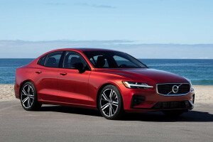 Volvo introduces fixed-price servicing package