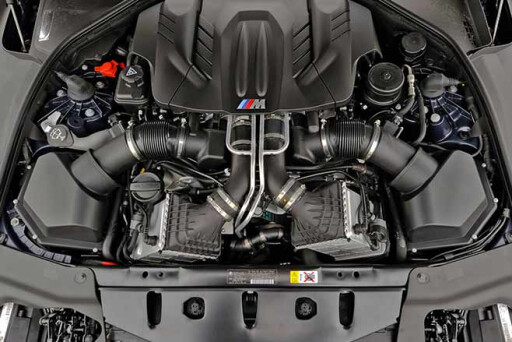 BMW-F10-M5-engine