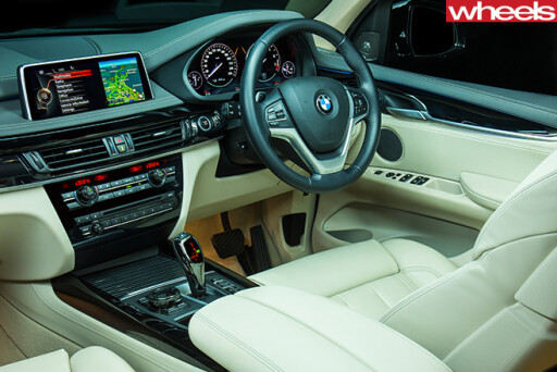 BMW-X5-Plug -in -hybrid -interior-