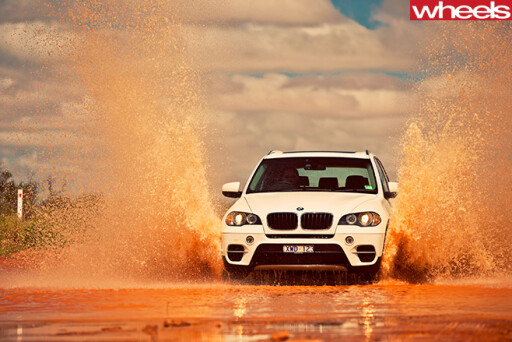 BMW-X3-driving -front