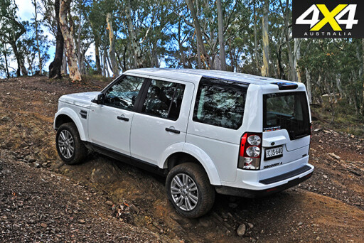 Land -Rover -Discovery -rear