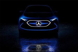 2017 Frankfurt Motor Show: Mercedes-Benz teases all-electric hatch