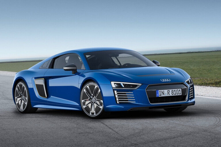 2015 audi r8 etron front side static