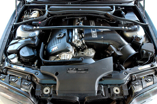 BMW M3 CSL engine