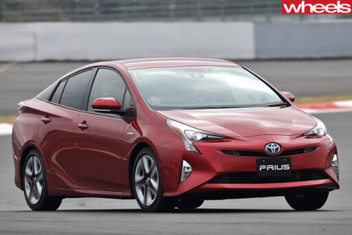 Toyota -Prius -driving -front