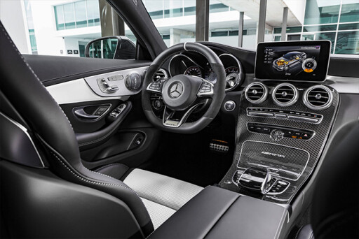 Mercedes -c 63-s -coupe -interior