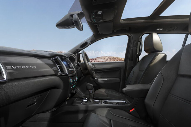 2019 Ford Everest seats