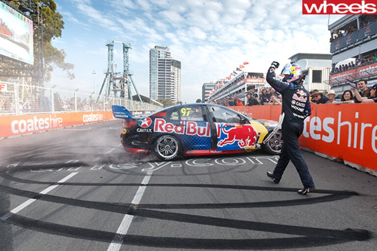Van Gisbergen celebrates 2016 Supercars championship win Sydney