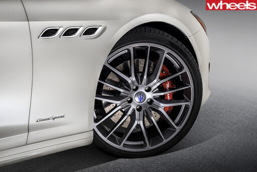 Maserati -Quattroporto -wheels