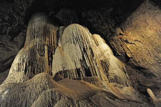 Mudgee-Caves.jpg