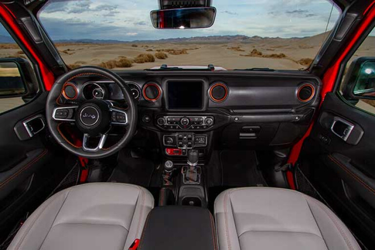 Jeep Gladiator Mojave interior