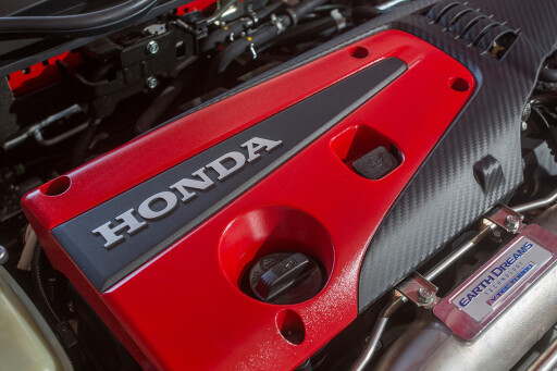 2017-Honda-Civic-Type-R-engine.jpg