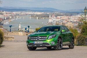 2017 Mercedes-Benz GLA facelift pricing and features