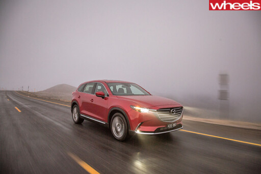 Mazda -CX-9-2017-front -side -driving