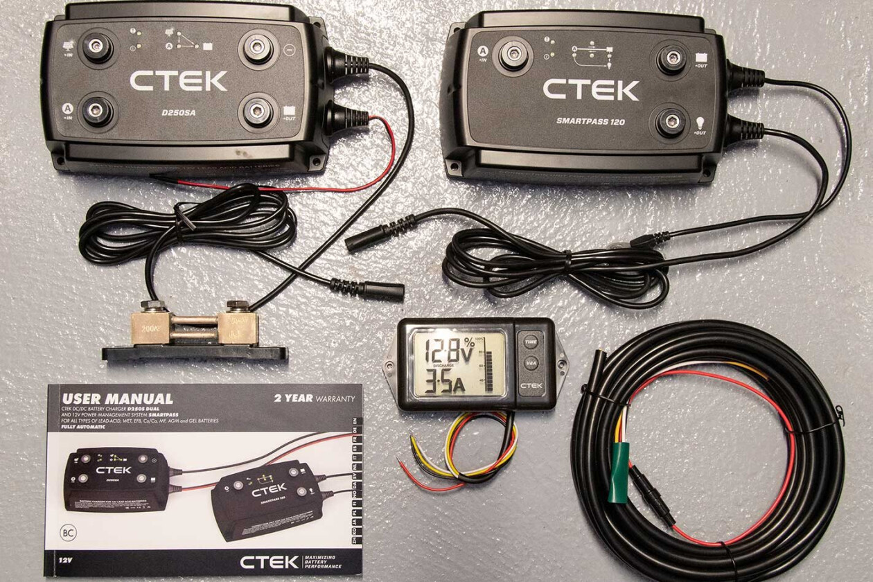 Power Management System for Starter and Service Batteries CTEK SMARTPASS 120S 