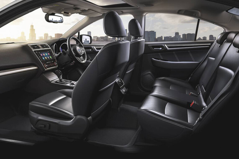 Subaru Liberty 3.6R interior