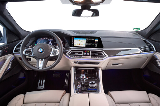BMW X6 M50i cabin