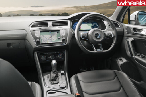 2017-Volkswagen -Tiguan -interior