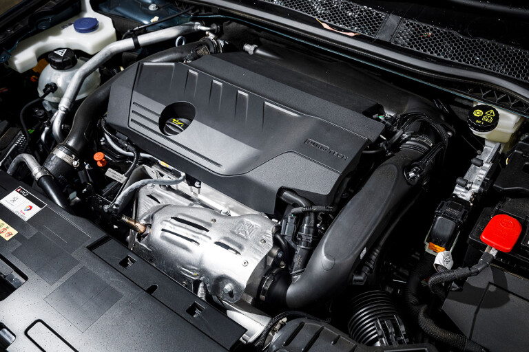 Peugeot 508 GT engine
