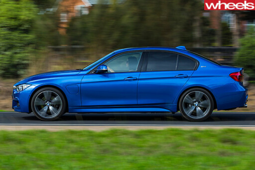BMW-3-Series -side