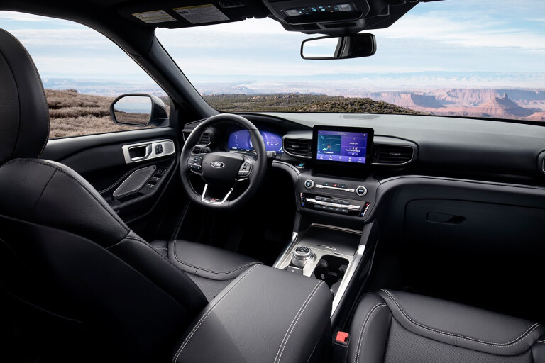 2019 Ford Explorer interior