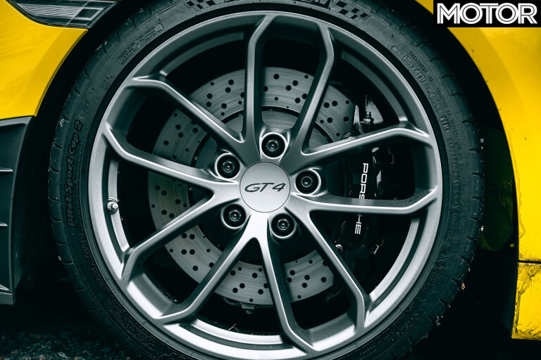 2020 Porsche Cayman GT4 wheel