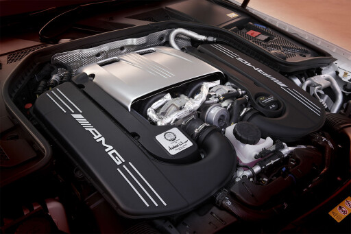 Mercedes -AMG-C63-engine