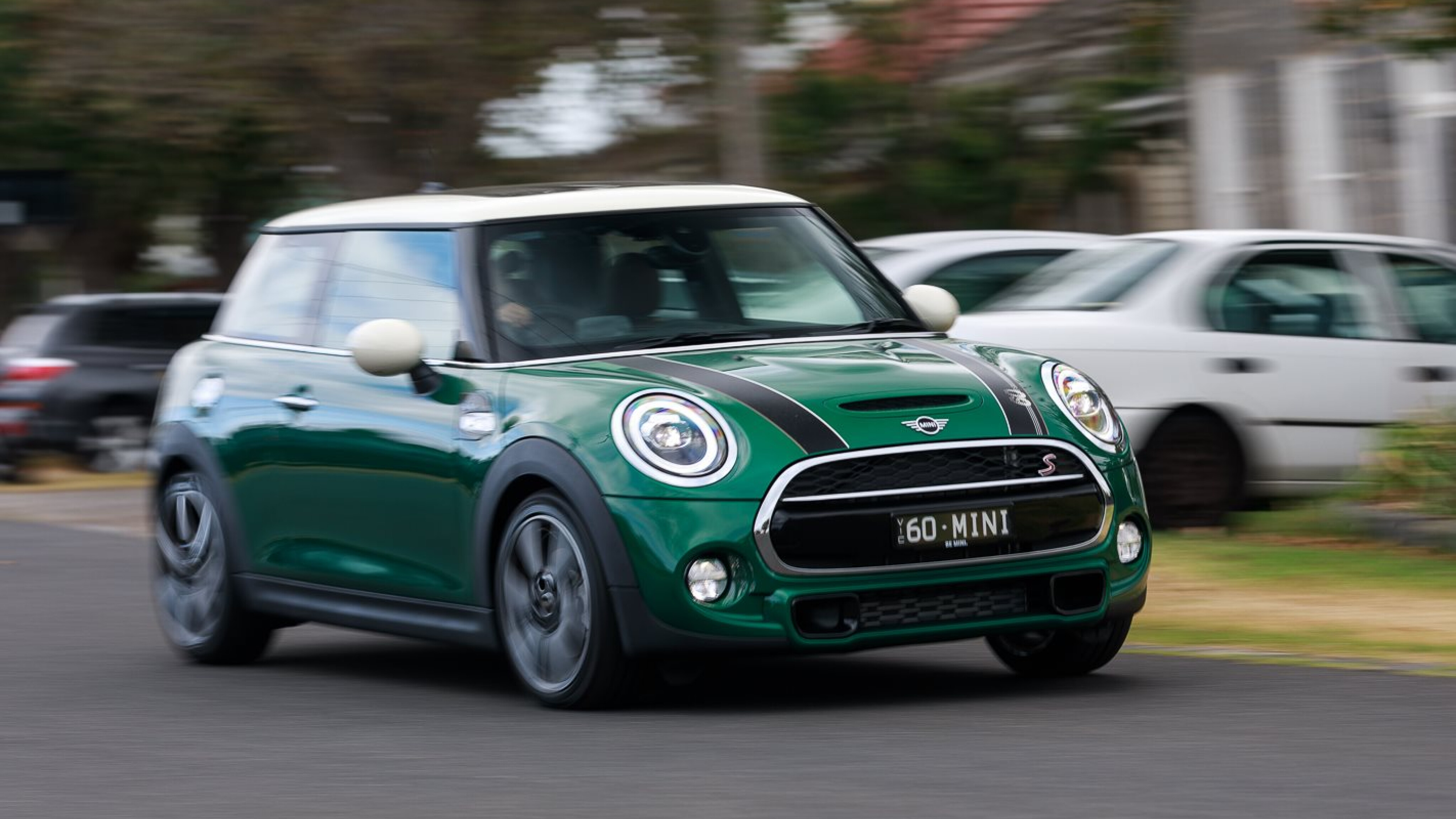 New MINI COOPER 2019 - FULL in depth review (3 door hatch facelift