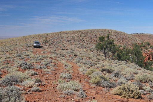 Mt-Deception-4WD-track,-Flinders-Ranges.jpg