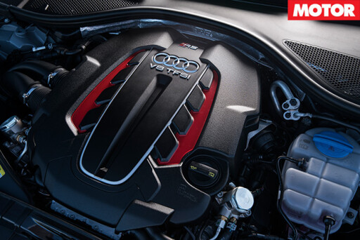 Audi RS6 Avant Performance engine