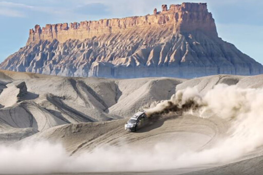 Ford Fiesta ST RX43 thrashing in desert
