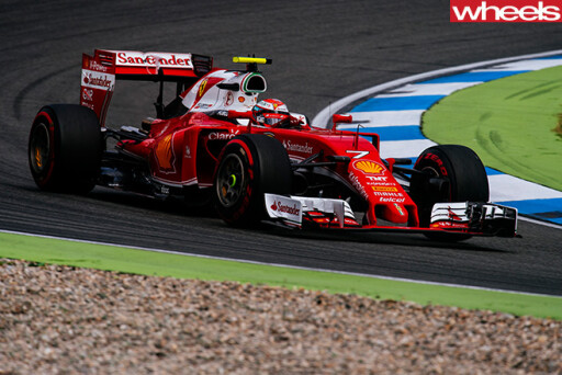 Ferrari -F1-car -racing -side