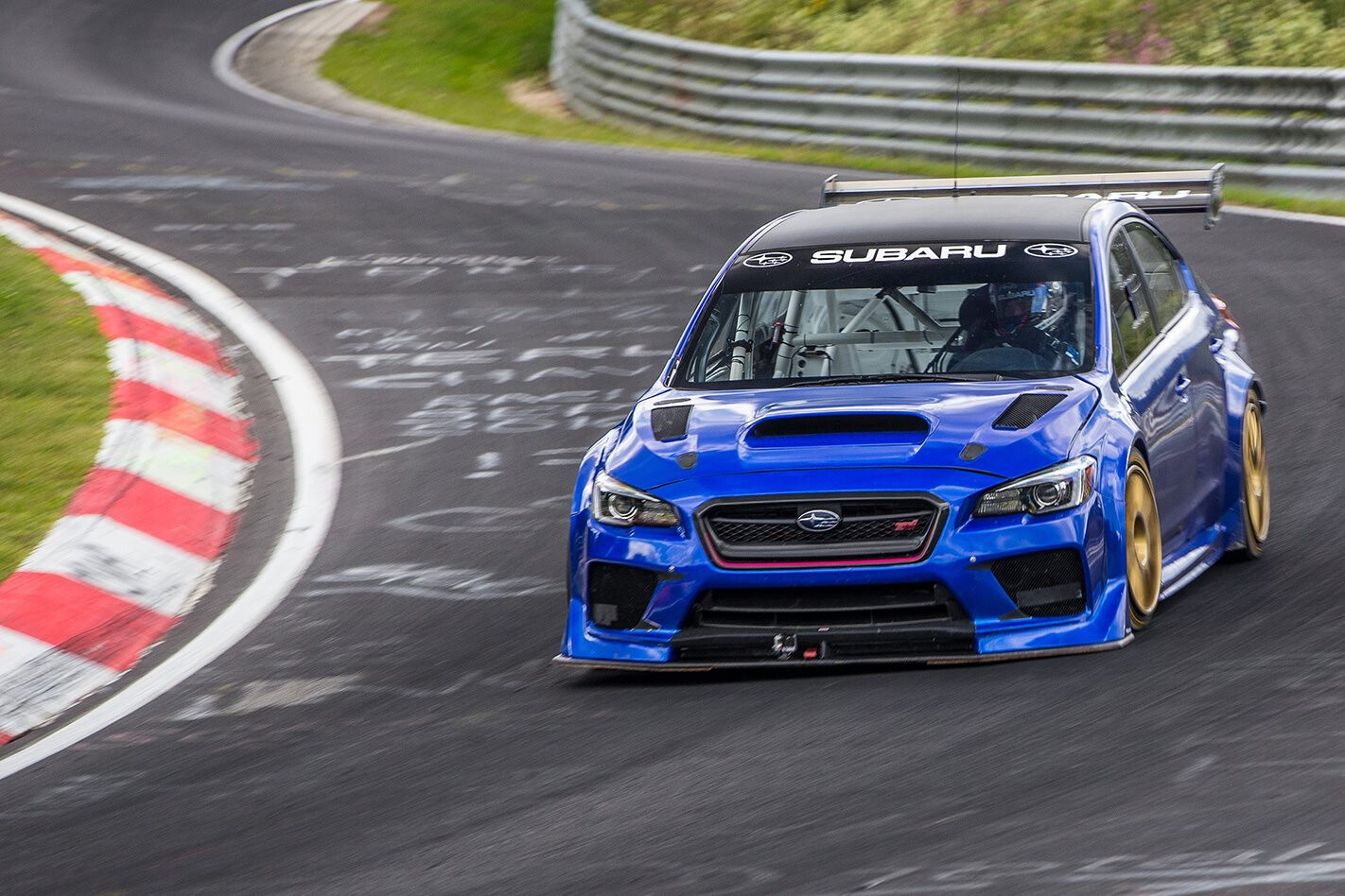 17 Subaru Wrx Sti Smashes Four Door Nurburgring Lap Record