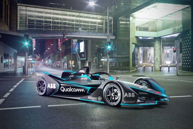 2018 Formula E race car looks like a spaceship designed to attack race tracks