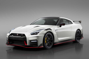 2020 Nissan GT-R Nismo revealed NYIAS