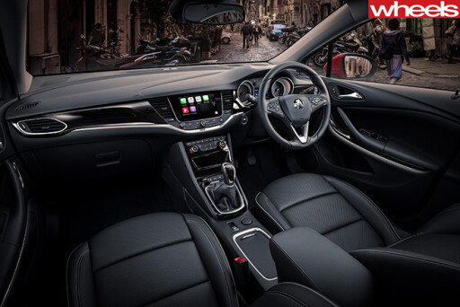 2017-Holden -Astra -driving -interior
