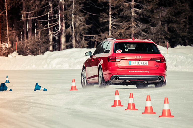 Audi Driving Experience - driving ice