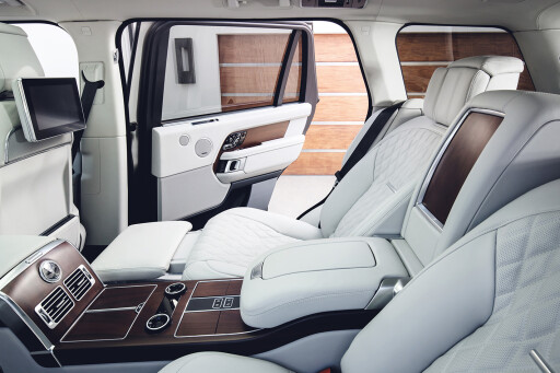 2018-Range-Rover-SV-Autobiography-rear-seats.jpg