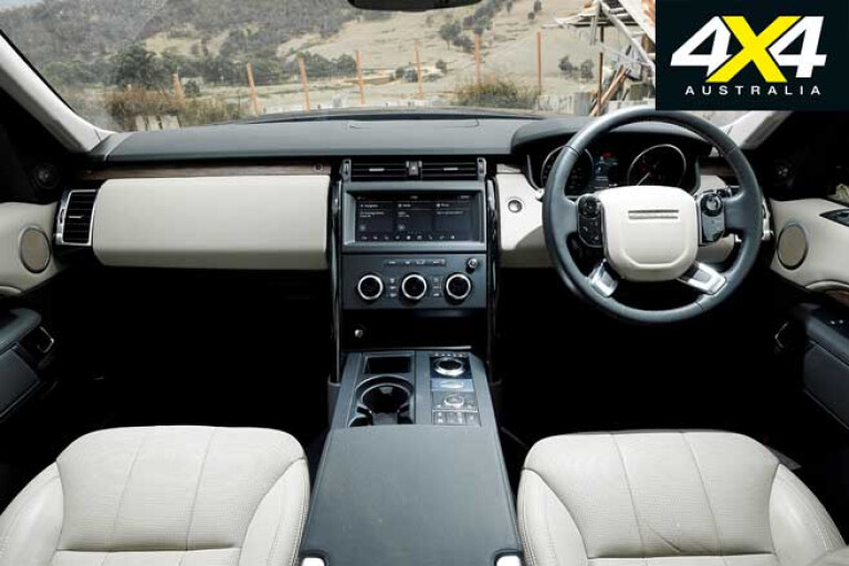 2019 Land Rover Discovery SD 4 Interior Jpg