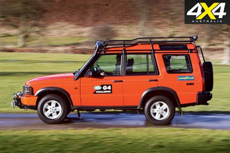 Land -rover -discovery -2-side -driving
