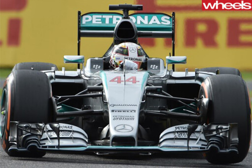 Lewis -Hamilton -car -front -2016-at -Suzuka