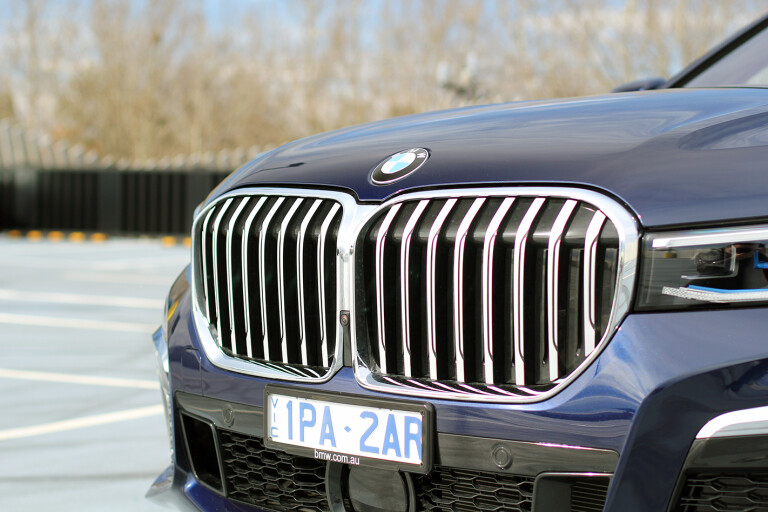 2019 BMW 7 Series grille