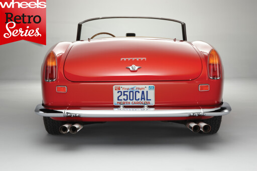 1960-Ferrari -250-GT-California -rear