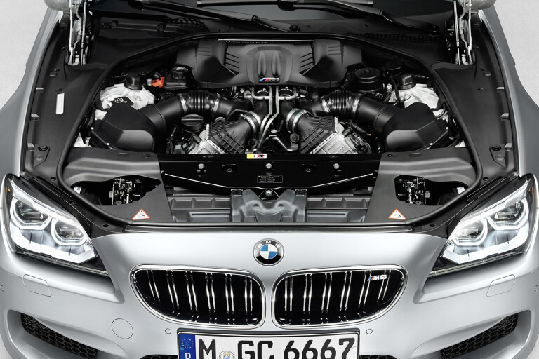 BMW M6 V8