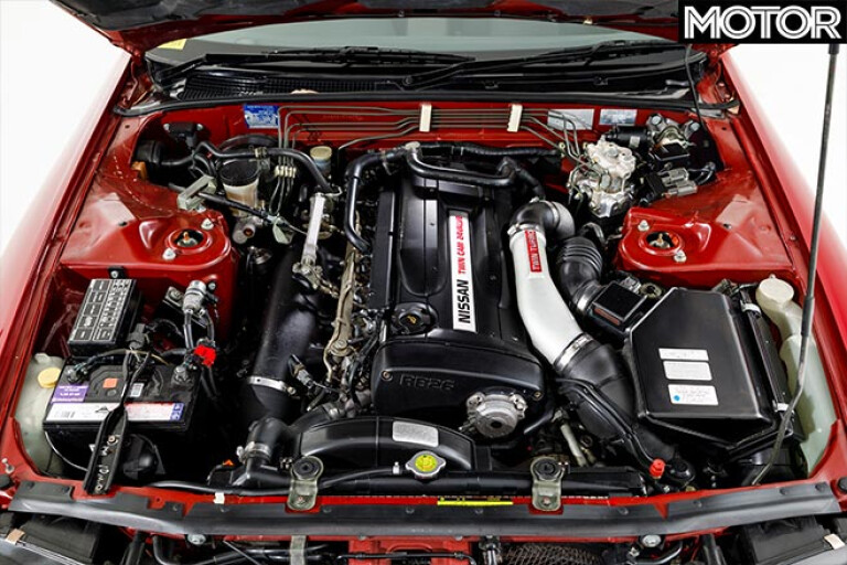 Nissan R32 Skyline GT-R engine