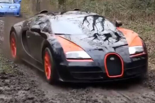 Bugatti Veyron offroad