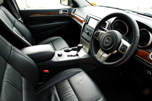 2011 Jeep Grand Cherokee interior.jpg