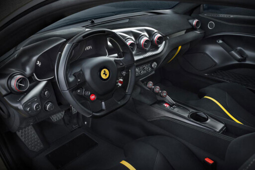 Ferrari -F12tdf -interior