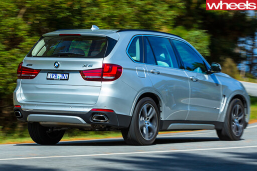 BMW-X5-Plug -in -hybrid -rear -side -driving