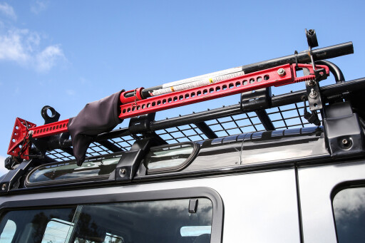 Land-Rover-Defender-90-roof-rack.jpg